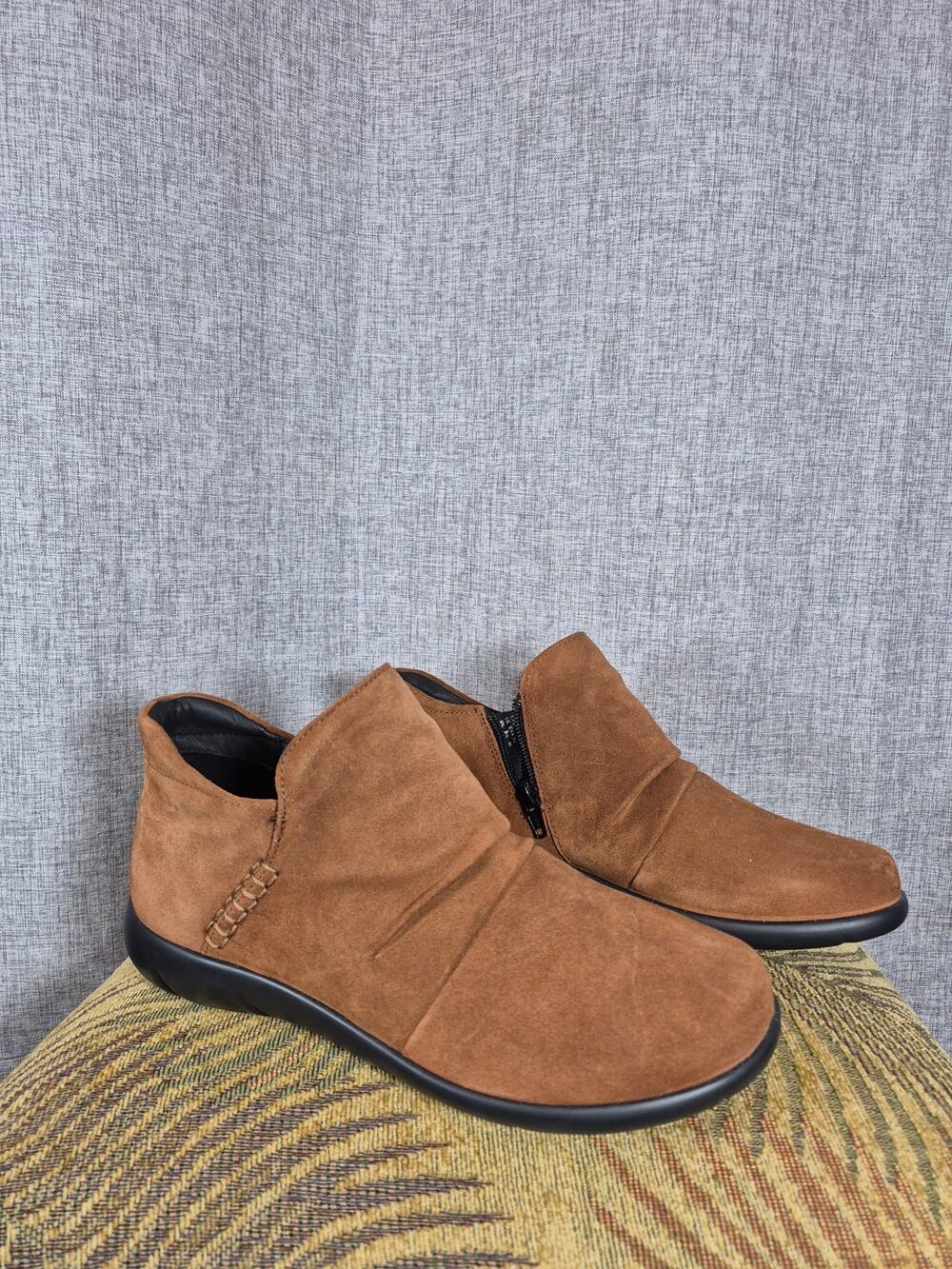Hotter Marley Brown Suede Side Zip Ankle Boots Women’s Size 8.5 NWOT